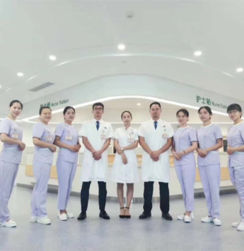  瑞丽景成医院 定制医护服